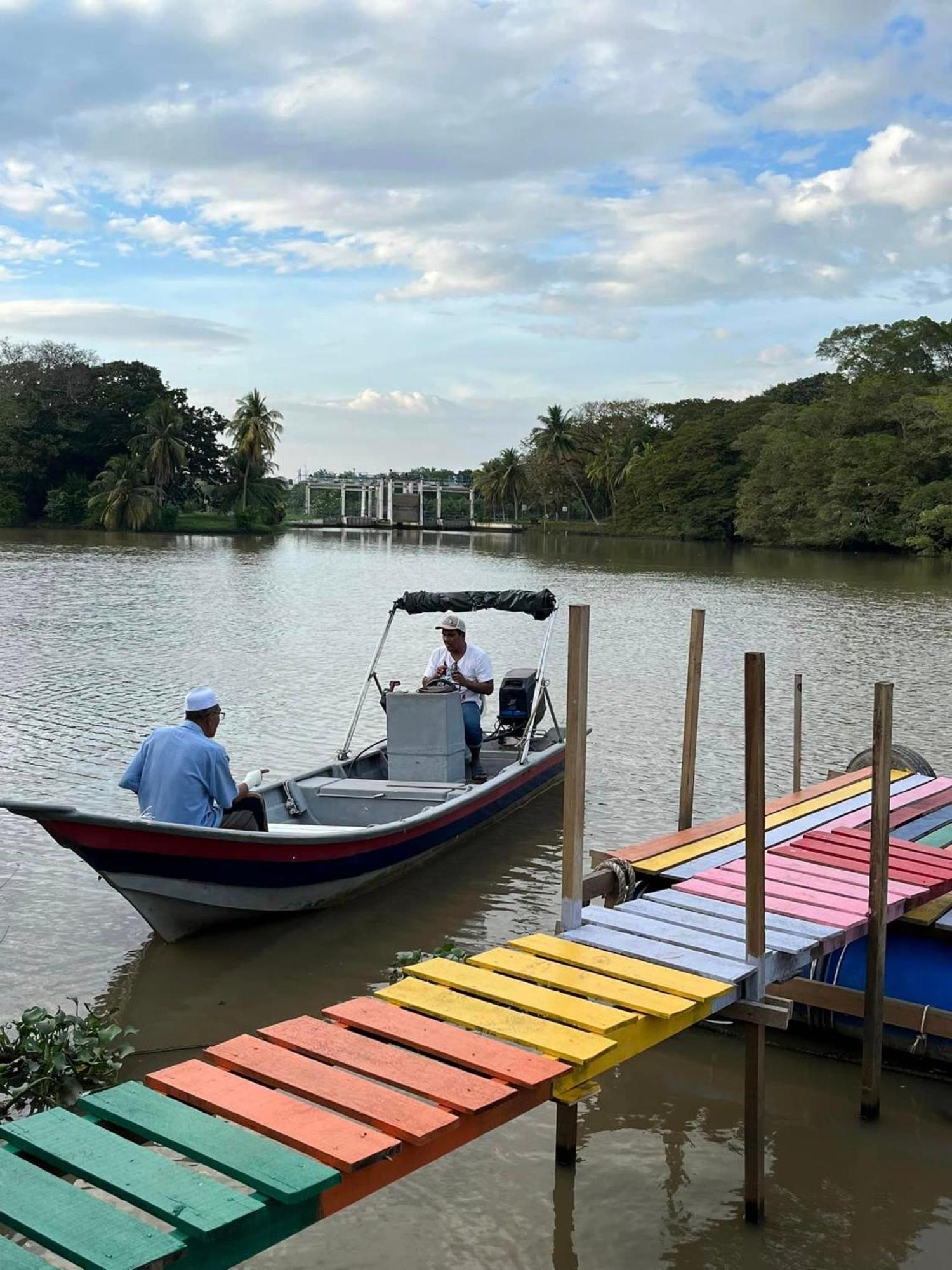 Dangau Sala D'Kontena Alor Setar Buitenkant foto